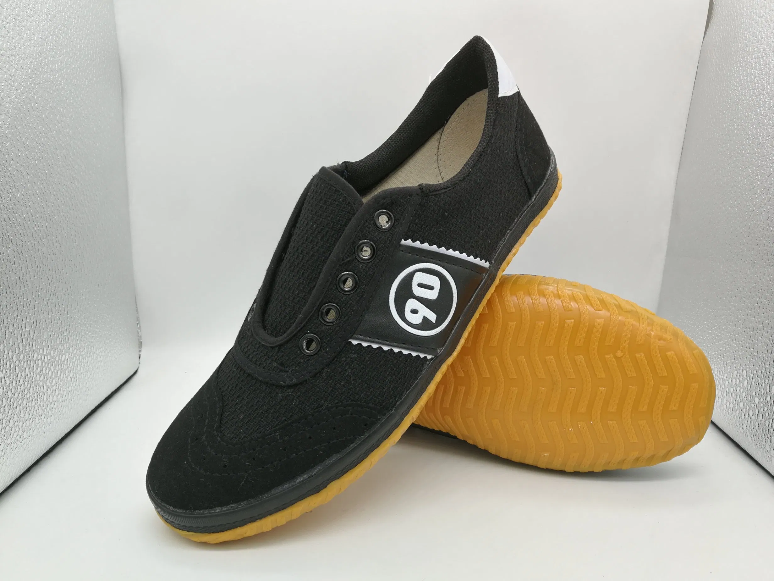 Sports Outdoor Work Lightweight Vulcanized Breathable Canvas Leisure Rubber Sneakers