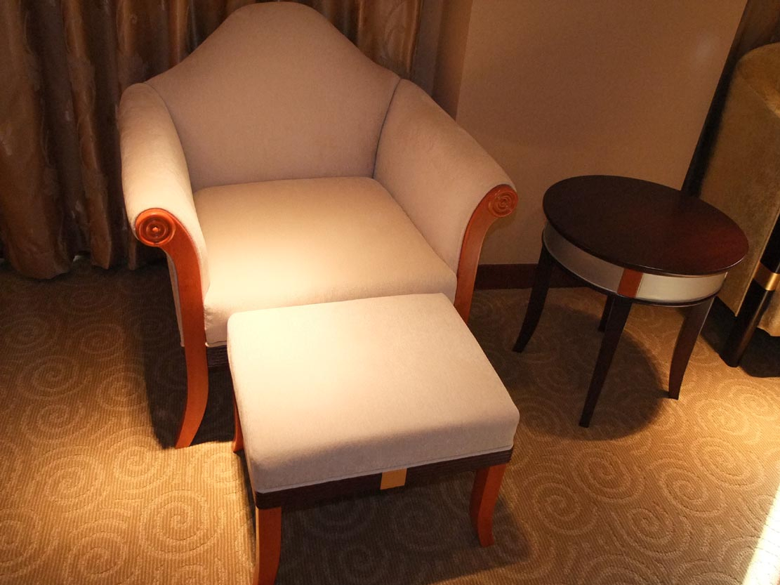 Custom Made Contemporary Wooden Hotel Bedroom Sets for Hospitality Contract Furniture (NCHB-5101020511)