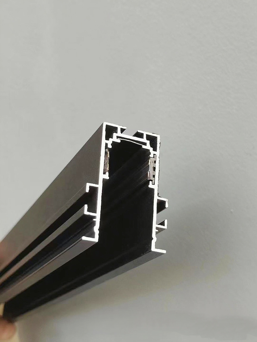 Smart Magnetic Track Light View 4