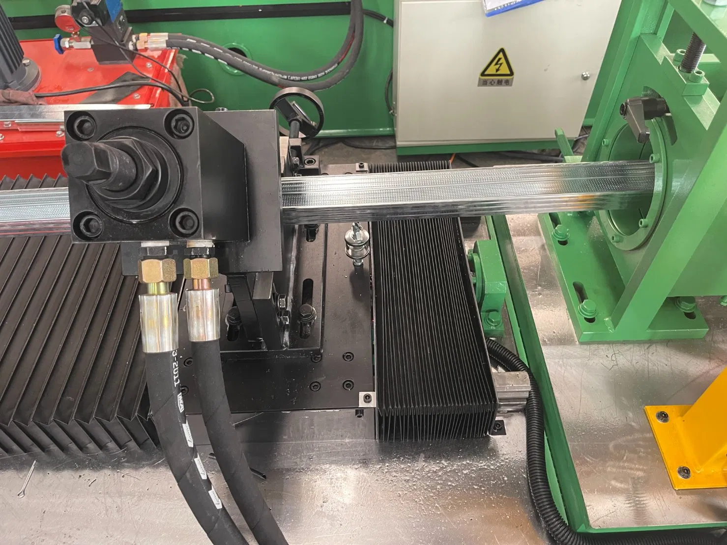 Roll Forming Machine for The Production of Ud CD Uw Cw Profile