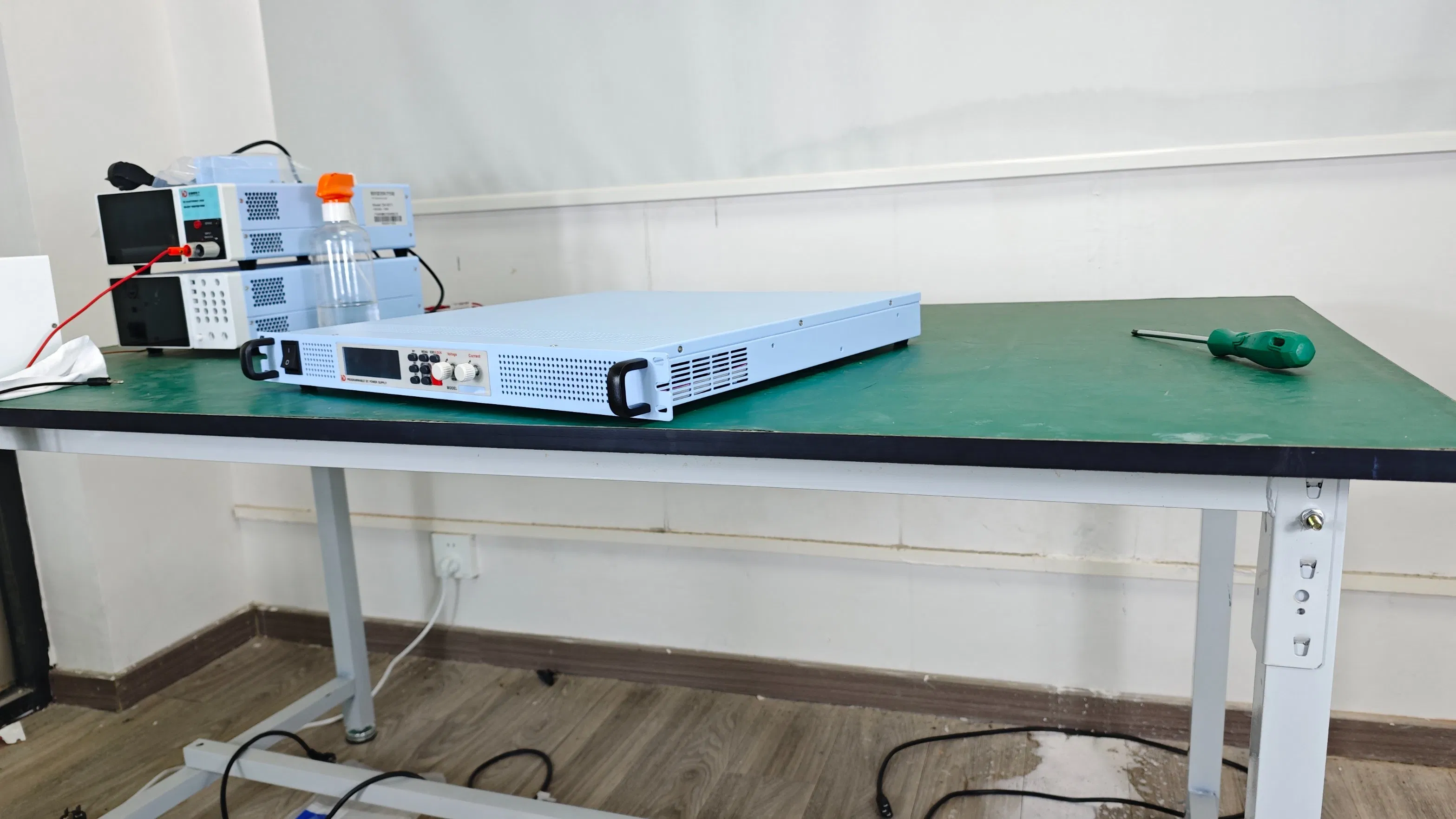 Compact Rack-Mount Programmable DC Power Supply with 5-Digit LCD Display