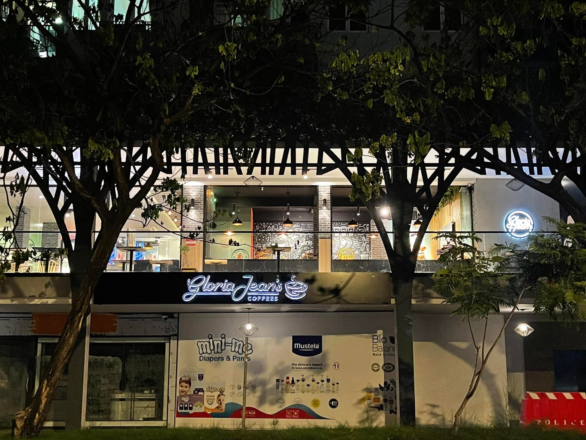 Gloria Jean's Coffees Shop