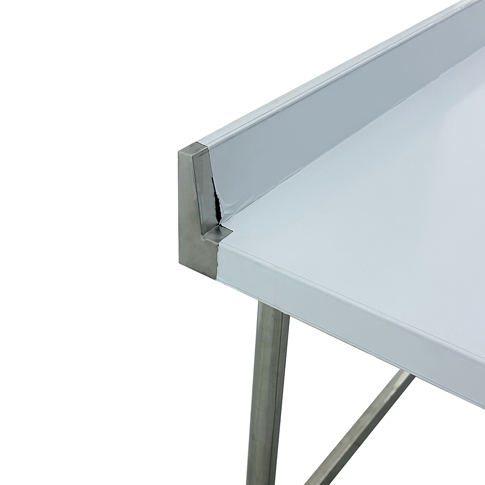 Trapezoidal splashback
