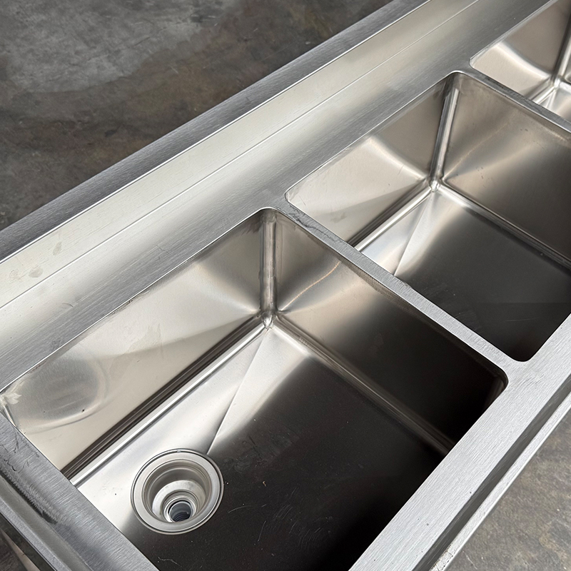 Custom Restaurant Furniture Commercial Steel Sink 304 Kitchen Sink With Back Splash
