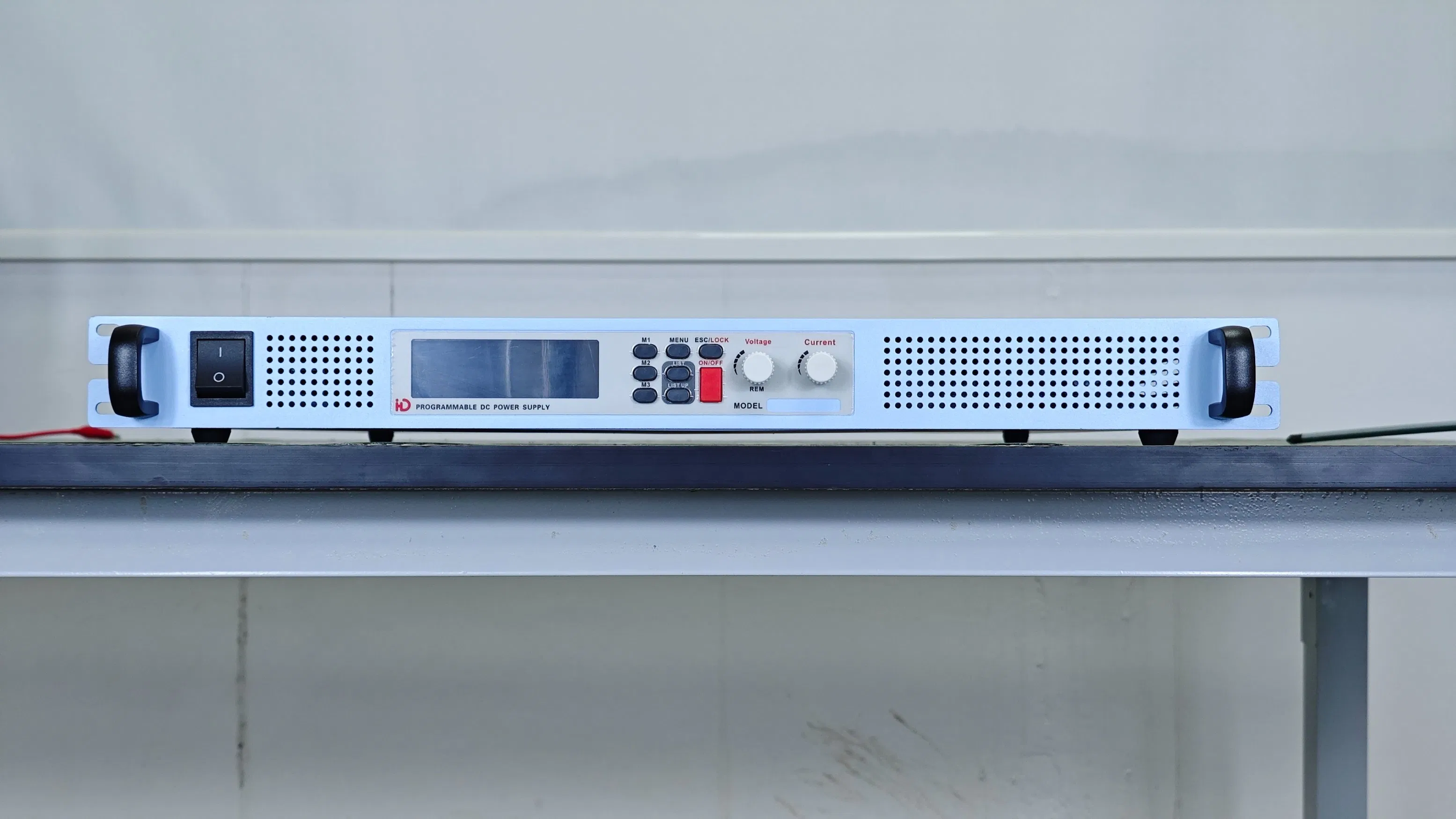 Compact Rack-Mount Programmable DC Power Supply with 5-Digit LCD Display
