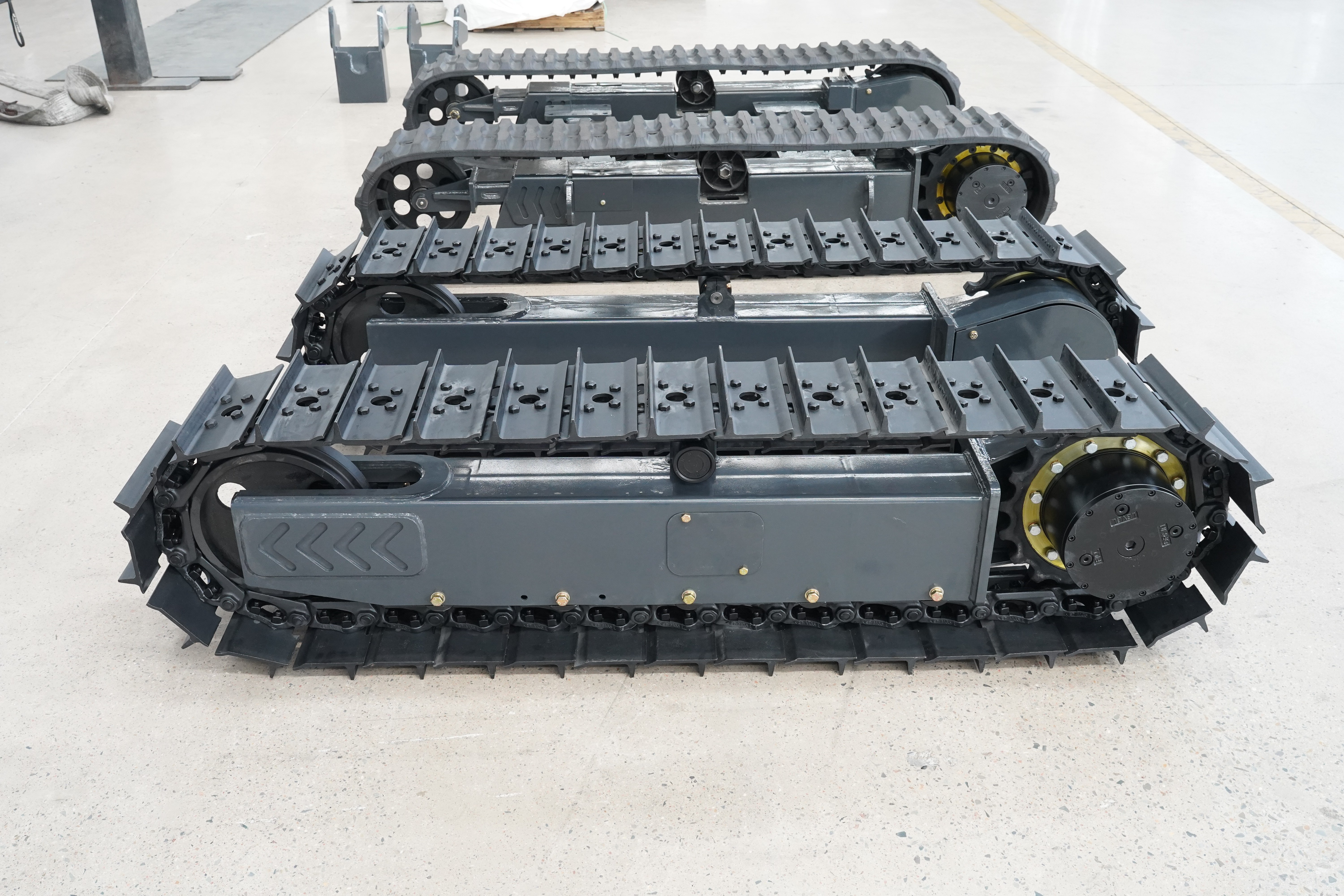 K-LONG Heavy Duty Steel Track Undercarriage System Hydraulic Drive Dual Speed for Drilling Carrier Equipment High Load Capacity