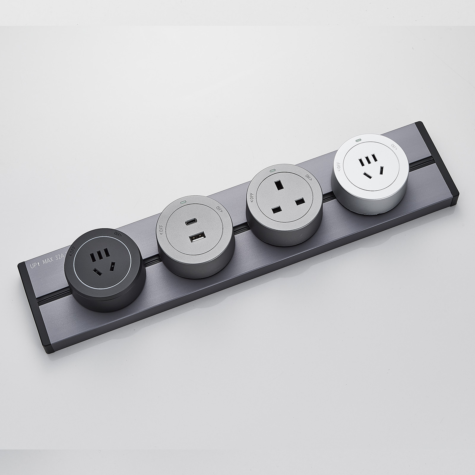 OEM Factory Price 1M Brass Industrial Power Track System 5 Adapters 32A 8000W Heavy Duty Electrical Rail Data Plug Socket