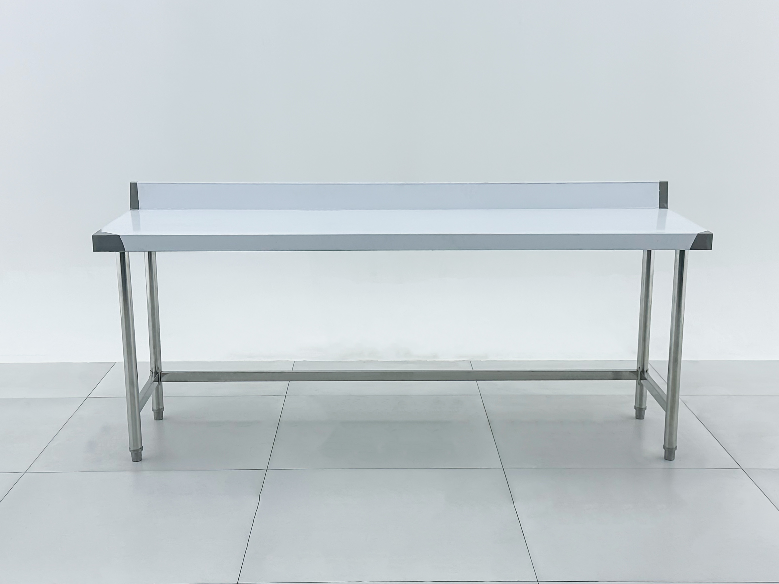 High Quality Kitchen Stainless Steel Work Table with Splashback Single Layer Workbench for Commercial Hotel /Restaurant