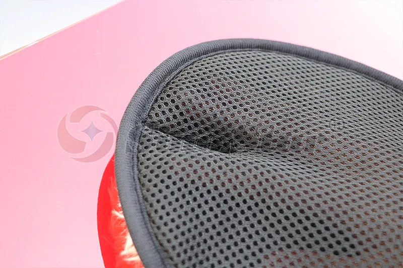 Car Wash Glove Detail 2