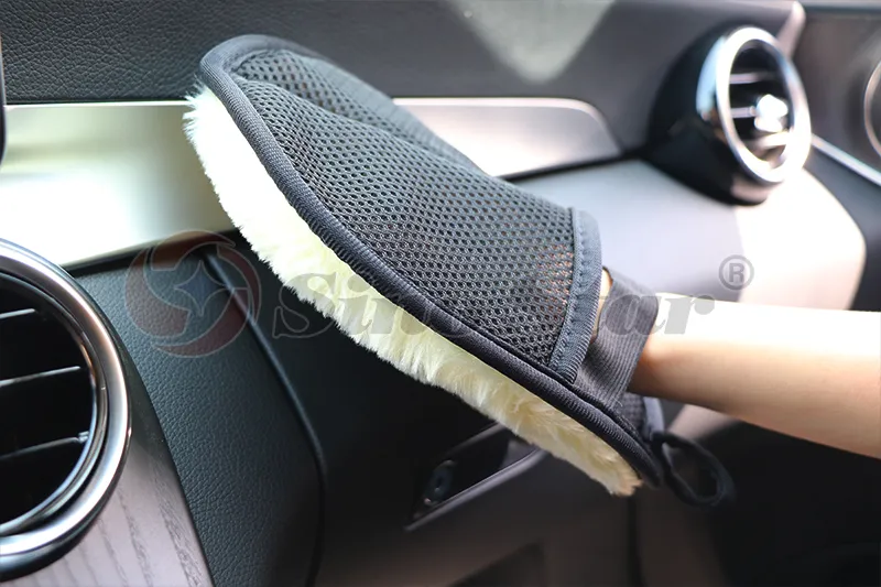 Car Wash Glove Detail 4