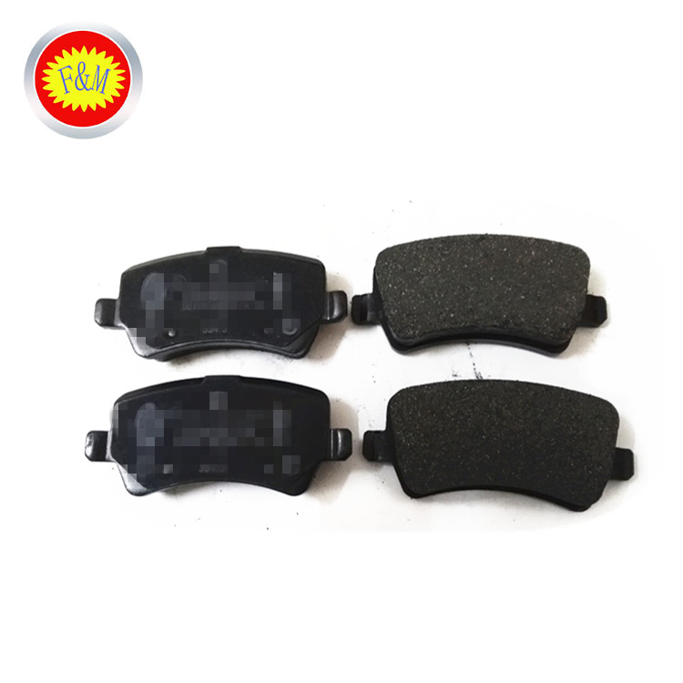 Good Performance Auto Parts Lr043714 Brake Pad for Car