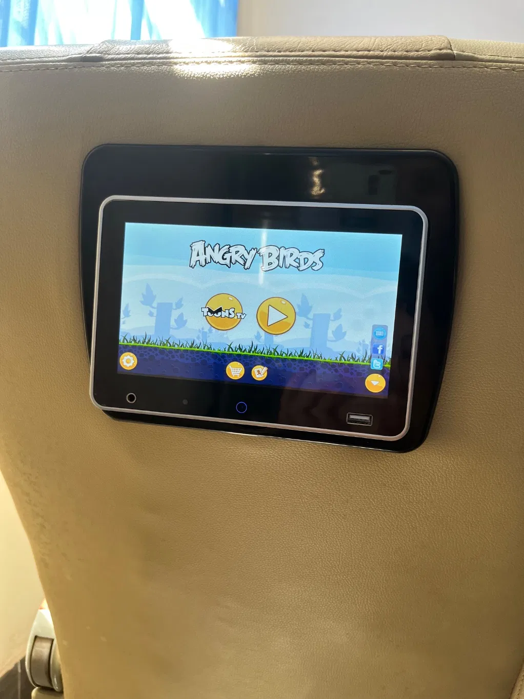 Bus VOD Entertainment System with Powerful Apk Software &amp; Management Platform Car Accessories