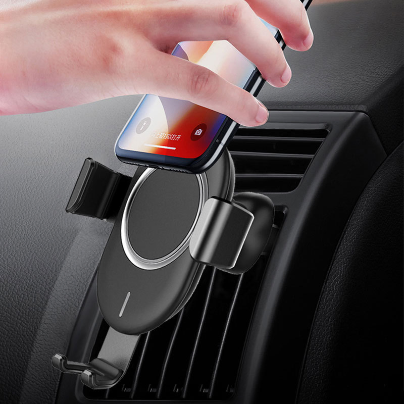 Ultimate Wireless Charging Car Phone Mount for Easy Access