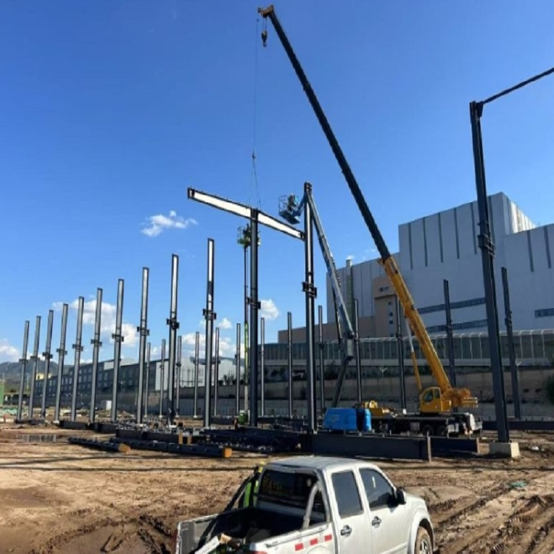 Customized Prefabricated Steel Structure Buildings for Industrial Buildings, Warehouses and Workshops