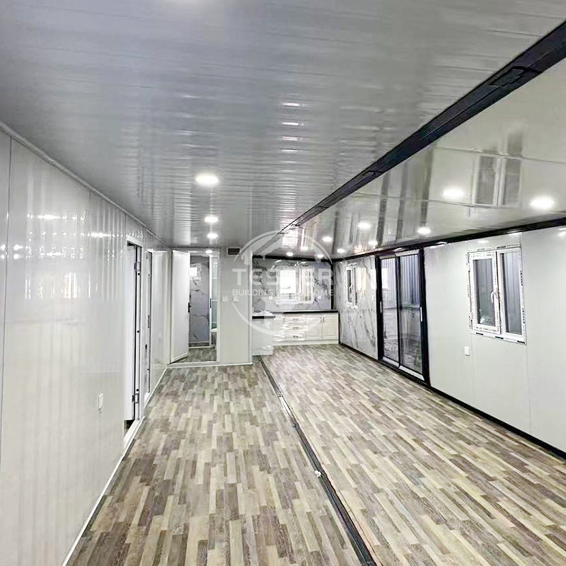 30FT High-Quality, Easy-to-Install Prefabricated Houses, Fireproof and Waterproof Modular House