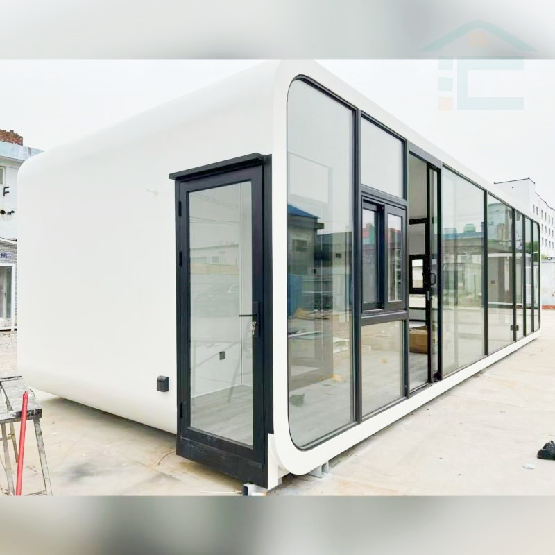 Luxury Prefabricated Portable Modular Prefab Villa Steel Home Customized Mobile Apple Cabin Vessel House for Vacation Campsites Villas