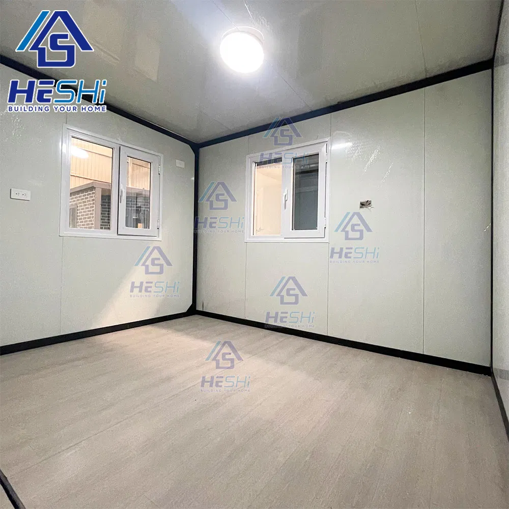 Waterproof Prefabricated 20FT 40FT Living Portable Home Two Bedroom Prefab Shipping Expandable Container House