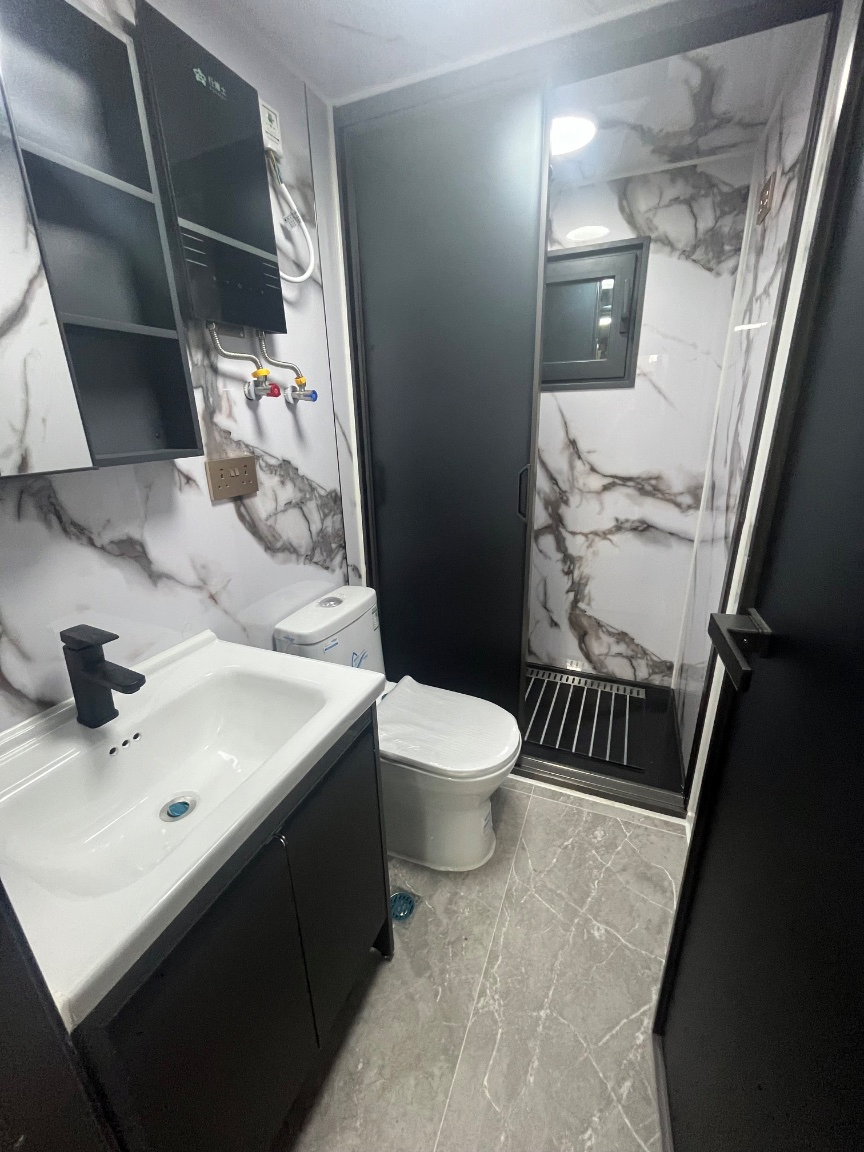 Luxury Waterproof Modern Portable Movable Prefabricated Container House