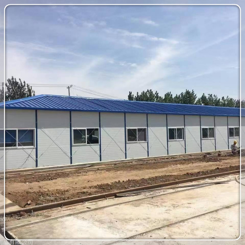 Energy Efficient Prefabricated Modular Sandwich Panel Constructed Quick Build Residential House for Families