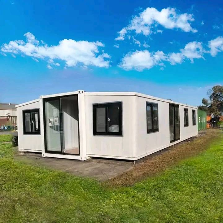 Portable Shipping Prefab Container Expandable House for Sale Light Steel Folding Prefabricated Home Villa 3 Bedroom