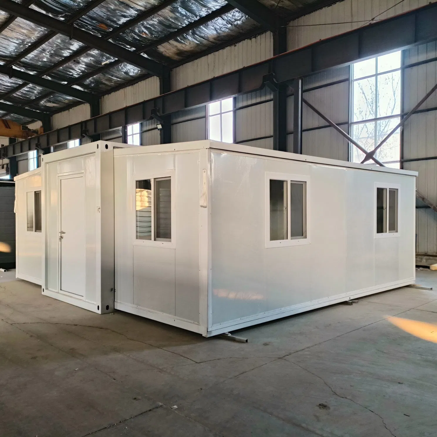 20/40FT Prefabricated Folding Container House Expandable Container Residential Villa Luxury Prefabricated Small Family