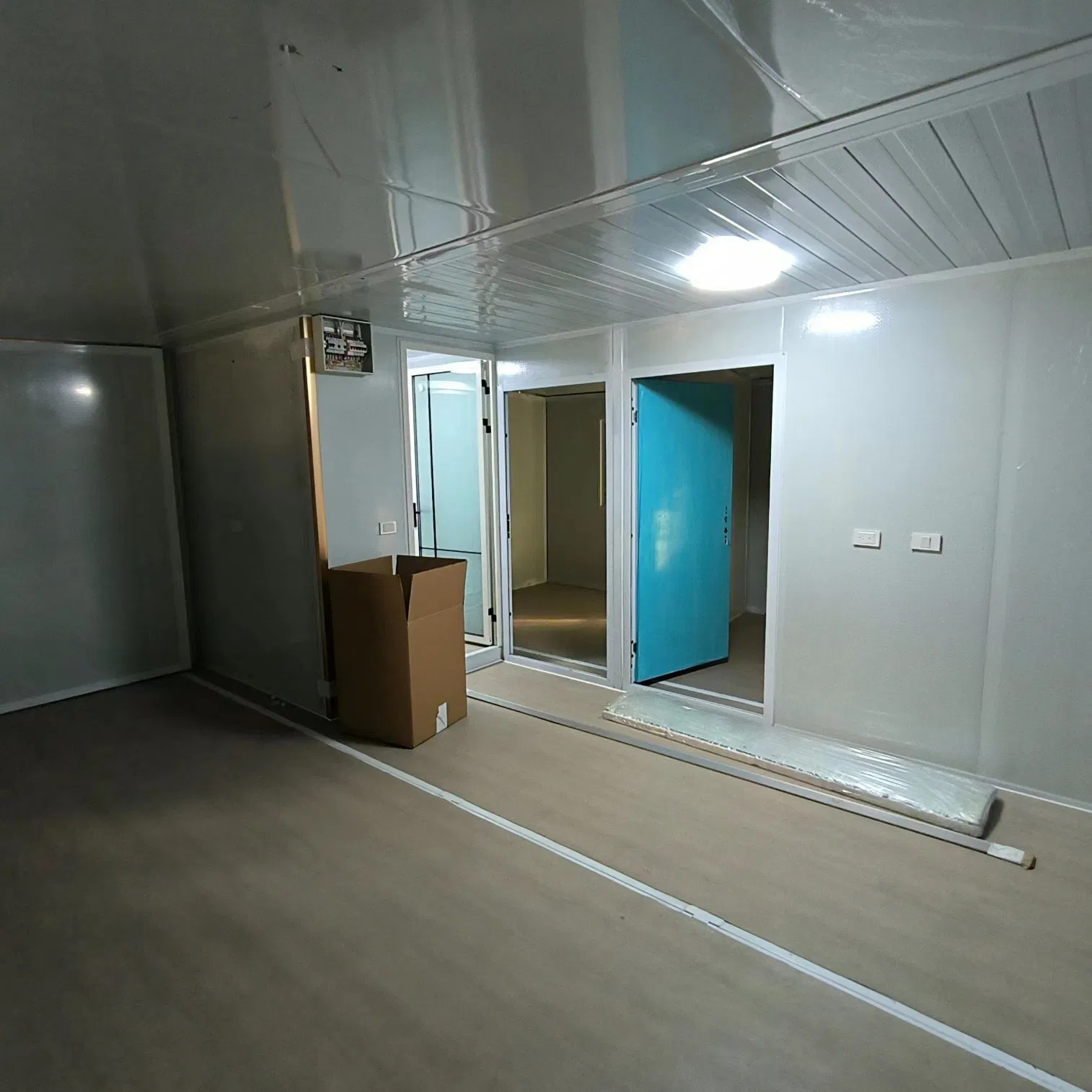 20/40FT Prefabricated Folding Container House Expandable Container Residential Villa Luxury Prefabricated Small Family