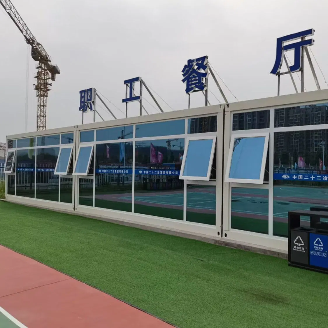 Using Steel Structural Materials Removable Flat Packaging Container for Small Family Backyard Prefabricated Modular Residential Buildings Prefabricated House