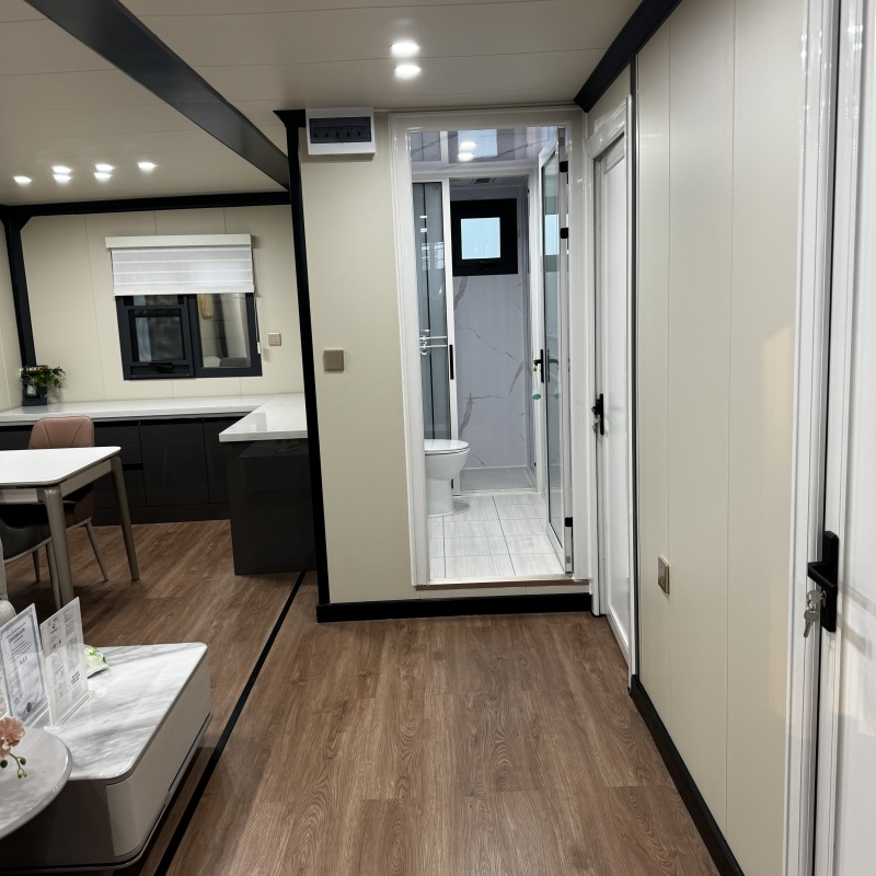 20FT 30FT 40FT Customized 2 Bedroom 1 Bathroom Luxury Prefabricated Modular Office Home Expandable Container House