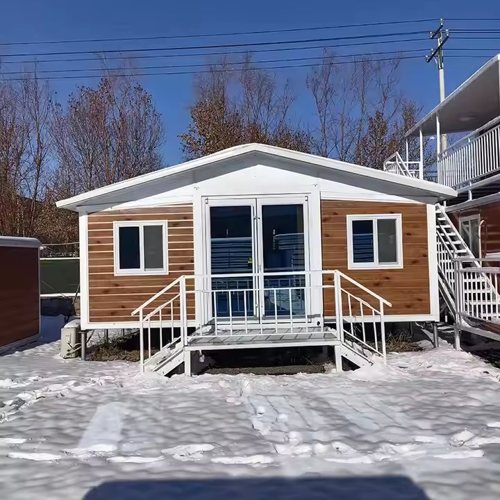 Innovative Insulated Apartment Units for Schools and Colleges