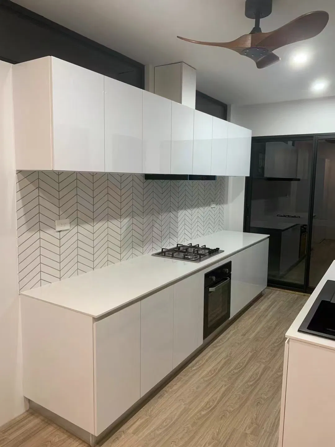 40FT 20FT Cutomized Modular Foldable Expandable Prefabricated Prefab Movable Home House Villa Labor Camp Site Office Dormitory Housing Toilet Container