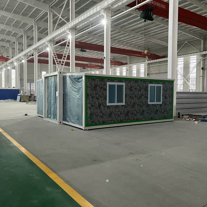 Waterproof 20 FT 40 FT Prefab Luxury Villa Folding Container Expandable House Prefabricated Mobile Home 2/3/4/5 Bedroom