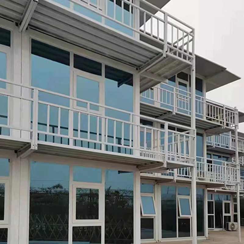 Wholesale Price Steel Frame Structure Prefabricated Portable Modular 3 Levels Glass Container Office with Bathroom Shower