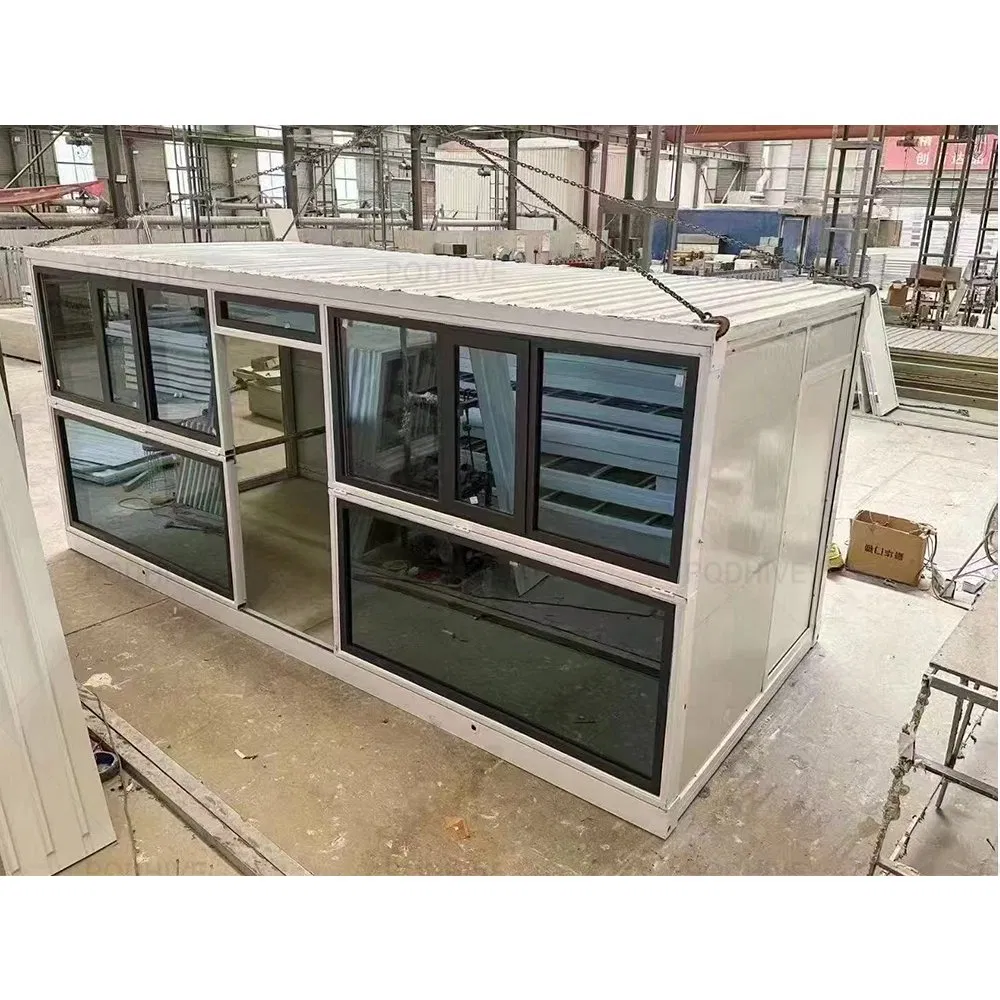 Prefab Folding Container House All-Weather Rectangular Capsule Design with EPS/Rockwool Sandwich Panel