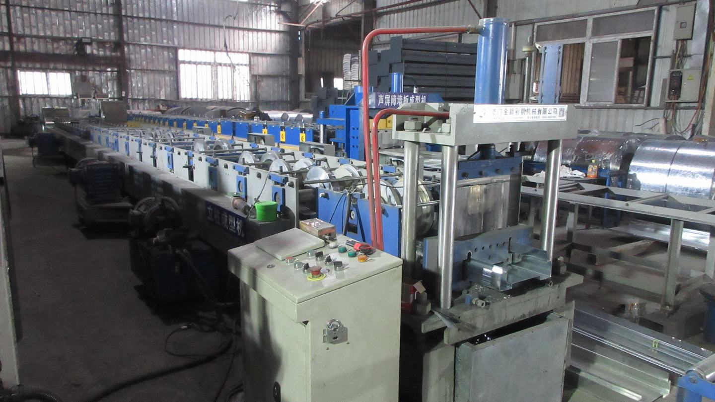 Profile roll-forming machine for custom structural sections