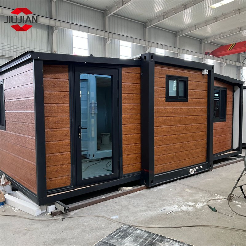 20FT EPS Sandwich Wall Panel Prefab Folding Living Expandable Container House Made in China
