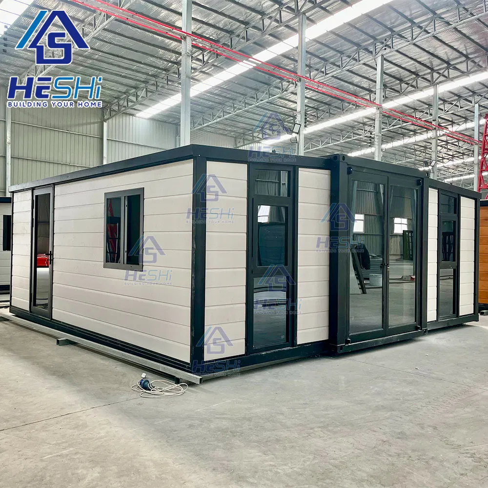 Waterproof Prefabricated 20FT 40FT Living Portable Home Two Bedroom Prefab Shipping Expandable Container House
