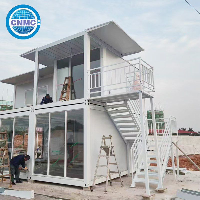 Spacious 3 Bedroom Residential-Grade Sturdy Shipping Prefabricated Insulated with Living &amp; Dining Areas Family-Friendly Durable Container House