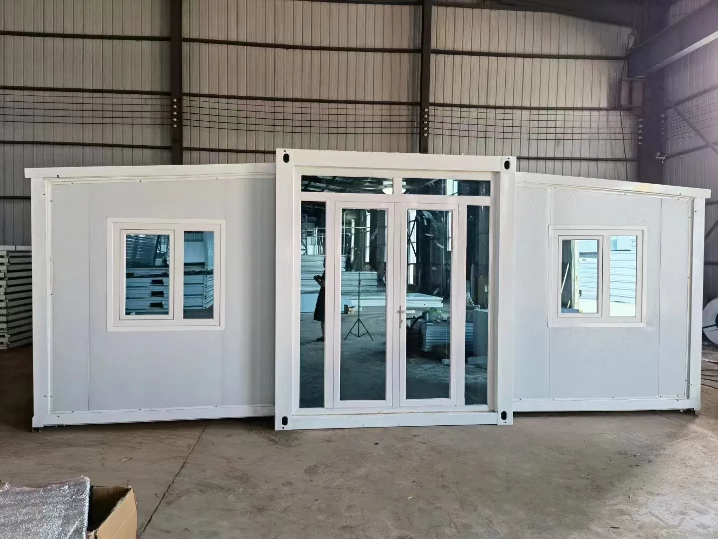 Portable Shipping Prefab Container Expandable House for Sale Light Steel Folding Prefabricated Home Villa 3 Bedroom