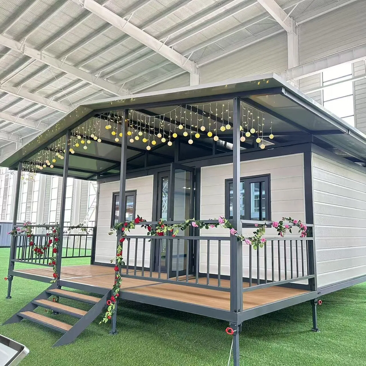 20FT/30FT/40FT Customized Dormitories Modular Mobile Tiny/Mini Expandable Prefab/Prefabricated Shipping Container House Luxury Prefab House Factory Outlet