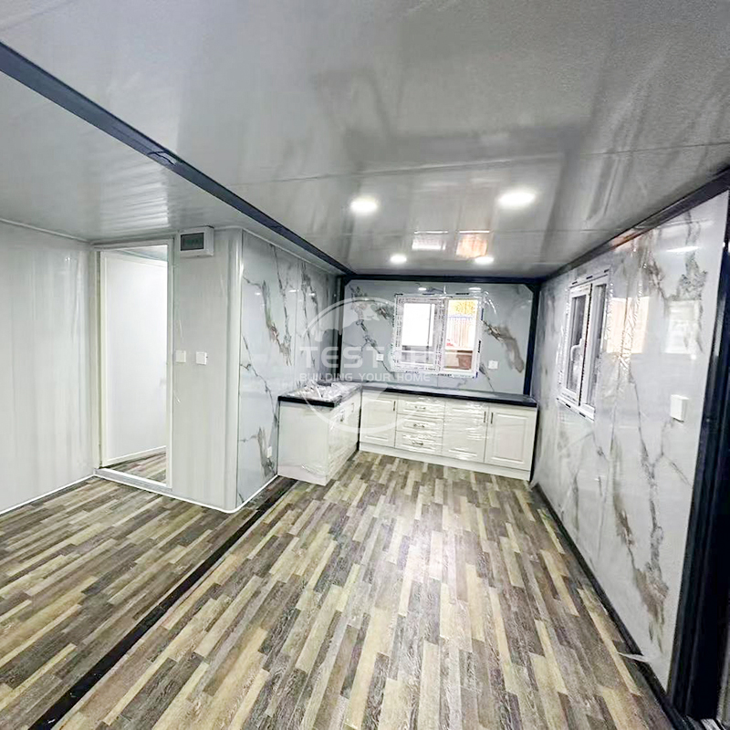 30FT High-Quality, Easy-to-Install Prefabricated Houses, Fireproof and Waterproof Modular House