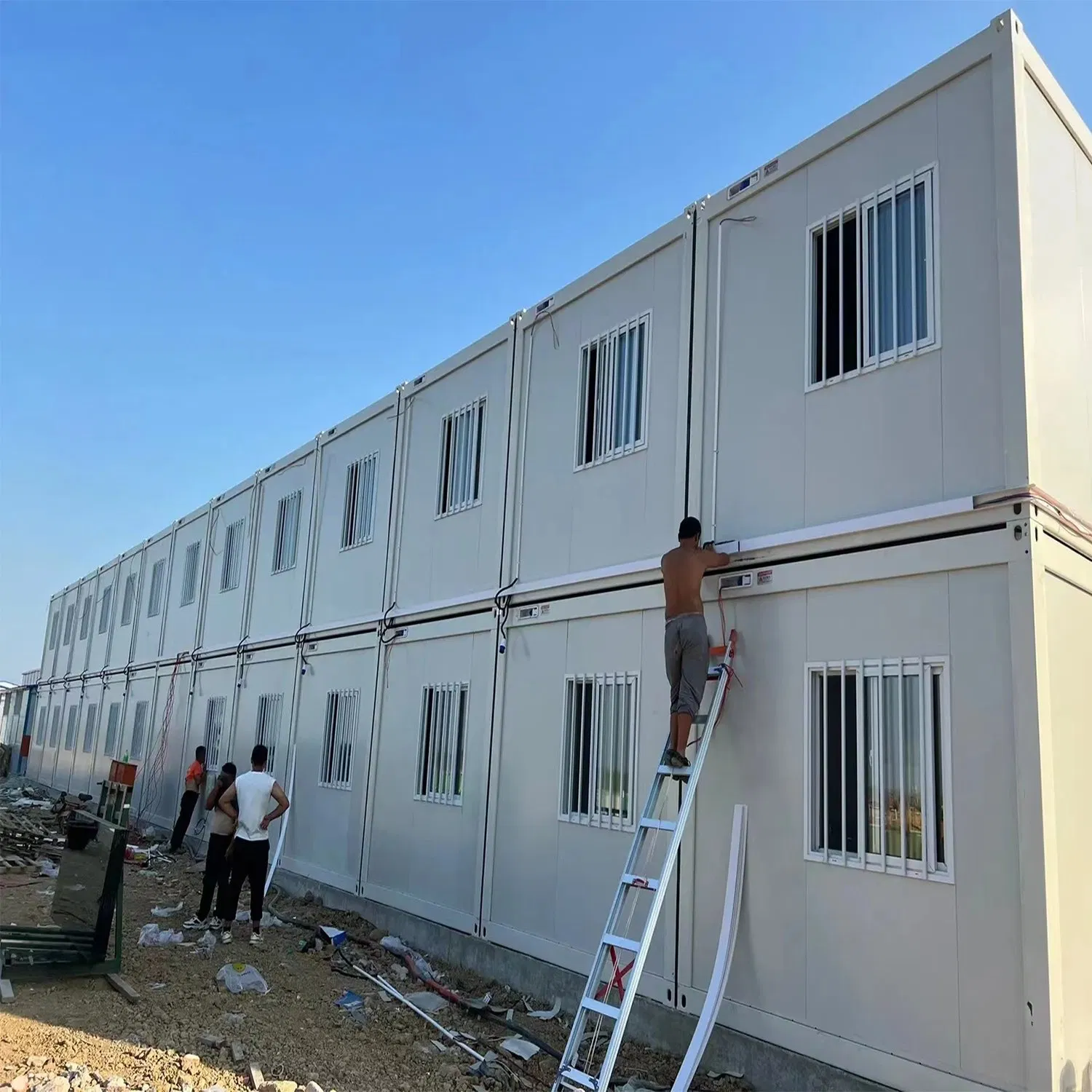 Prefabricated Double Layered Integrated House Family Residential Construction Site