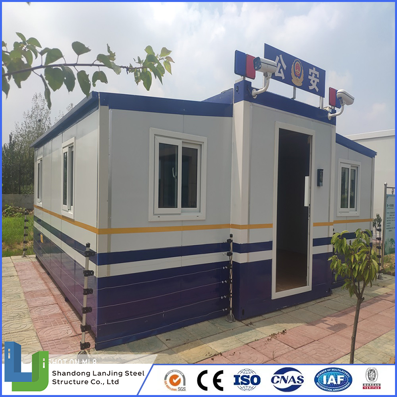 Dubai Prefabricated Mobile Modular Expandable Container Home/ Prefab Home Modern 20FT Wood Luxury Villa Container House