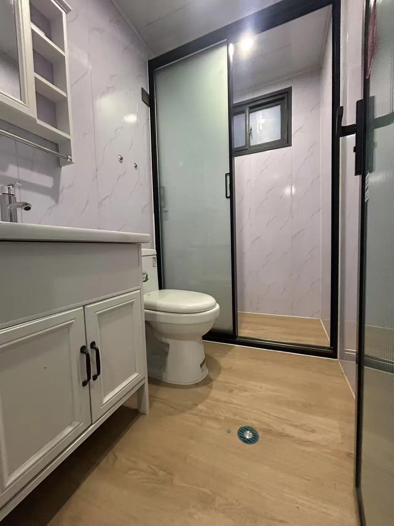 20FT Customized Warm Tiny Steel Modular Prefab Prefabricated Container House Home Villa with Terrace