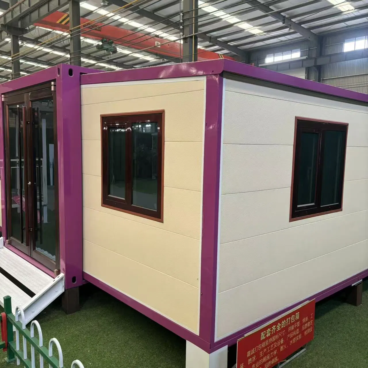 Factory Direct Sales Fireproof Prefabricated House Luxury Residential Light Steel House Villa Detachable Container House PU Sandwich Panel