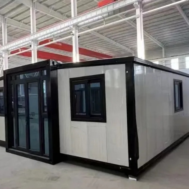 Cheap Ready Made 3 Bedroom Prefabricated House Expandable Container House 1 Bathroom for Home