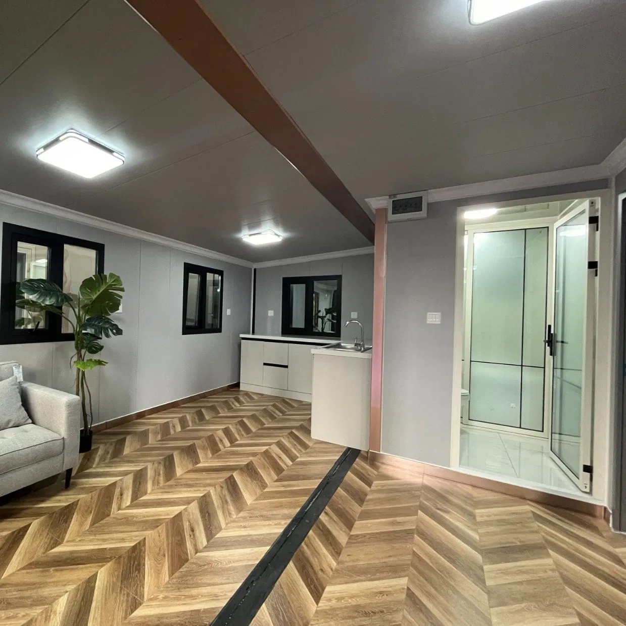 Expand Your Horizons with Prefab Quick - Assembly Container Houses: Perfect for Temporary/Permanent Needs