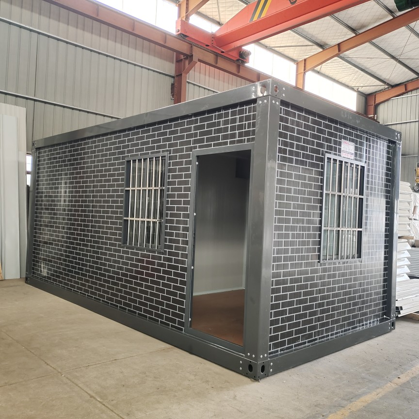 Prefab Living Detachable Container House for Refugee Camps Home Office Modern Design 5-Year Warranty Made Steel Sandwich Panel Home