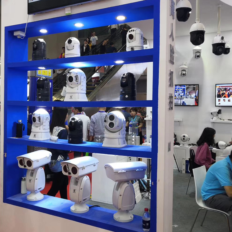 Versatile Rugged Mobile Surveillance Dual Sensor Thermal PTZ Camera System