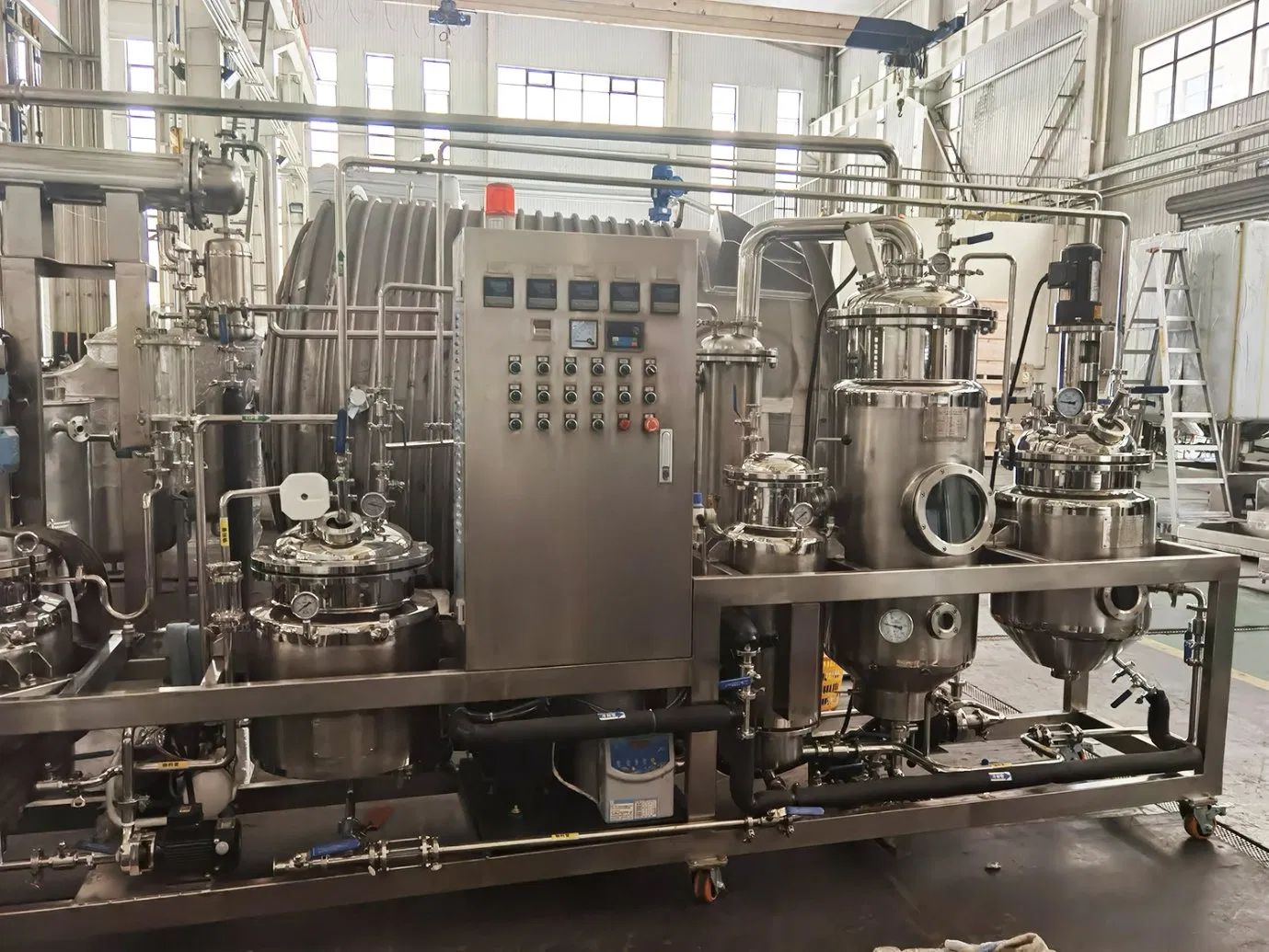 Multifunctional Extract Concentrate and Recycle Unit