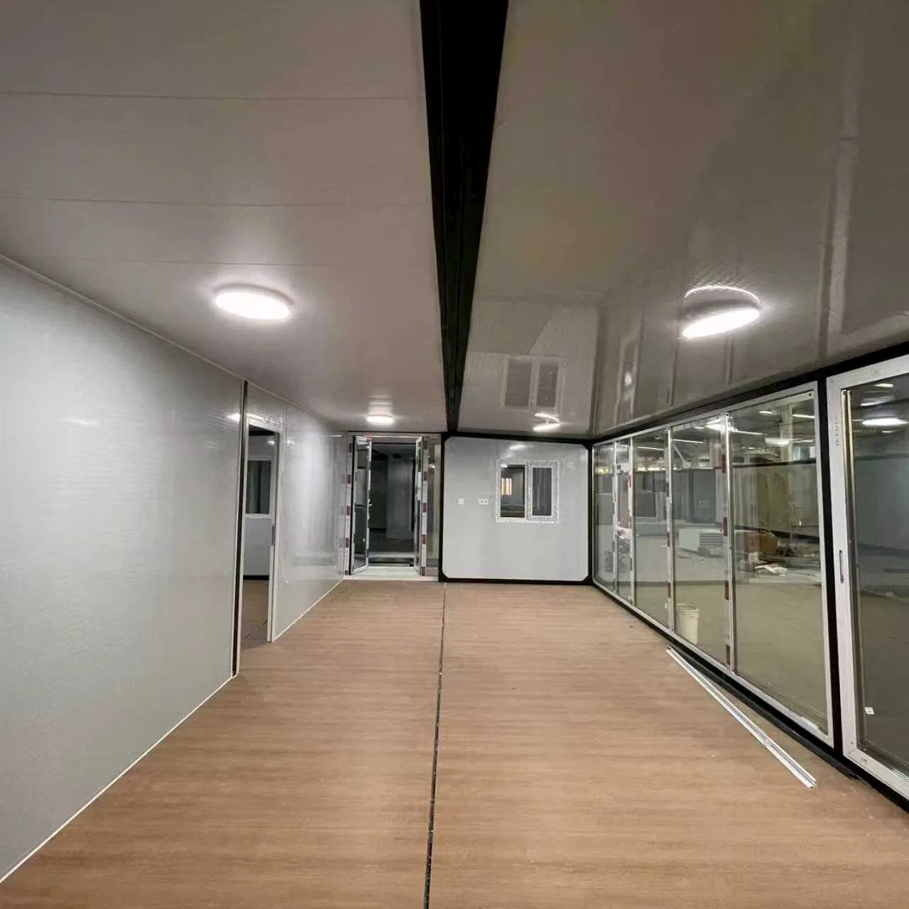 20FT New Luxury Modern Prefab Foldable Modular Mobile Living Portable Movable Tiny Prefabricated House Expandable Container House